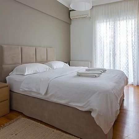 A Unique Apartment In The Historical Center-3Bds アテネ エクステリア 写真