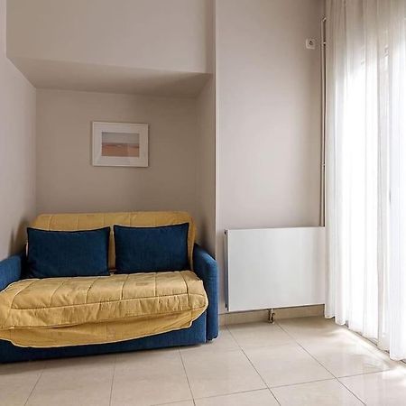 A Unique Apartment In The Historical Center-3Bds アテネ エクステリア 写真